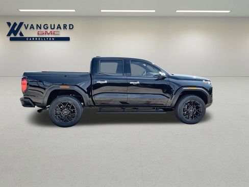 New 2026 GMC Canyon Denali w/ LPO, Denali Black Edition image 10