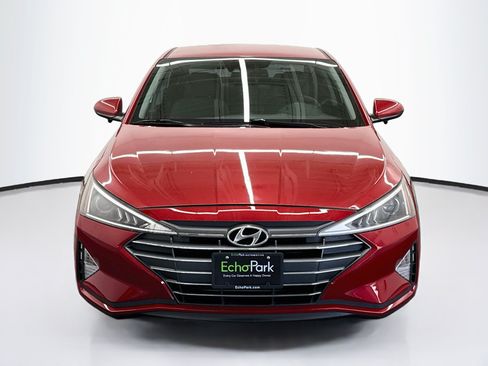 Used 2020 Hyundai Elantra SE FWD image 2