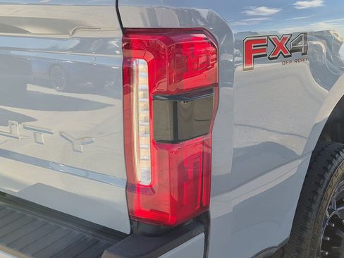 Used 2024 Ford F250 Lariat w/ Sport Appearance Package AWD/4WD image 12