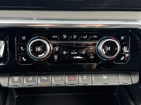 New 2026 GMC Sierra 3500 Denali w/ Technology Package image 28