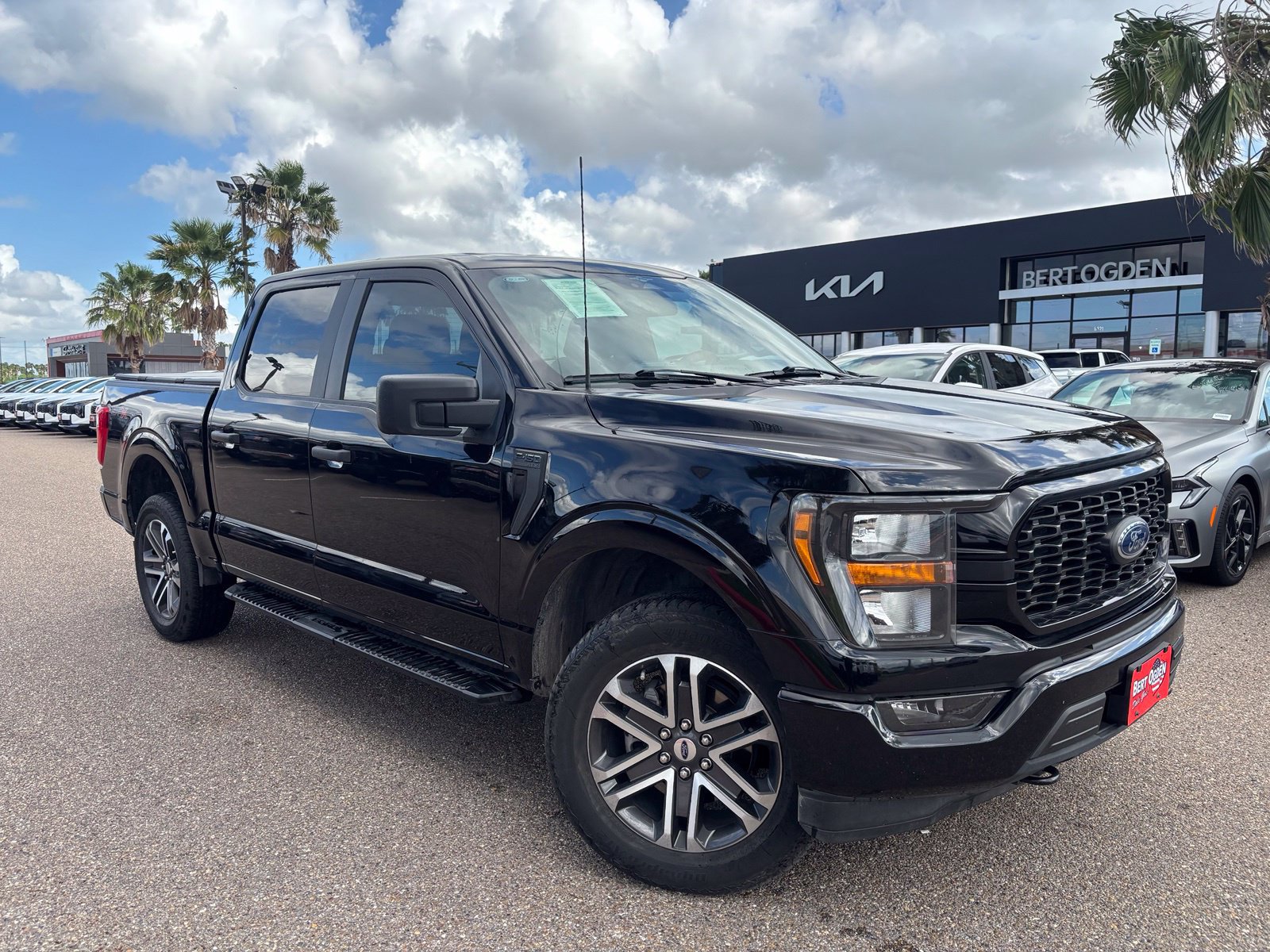 Used 2023 Ford F150 XL w/ STX Appearance Package AWD/4WD image 1