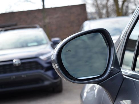 Used 2019 Buick Envision Premium image 13