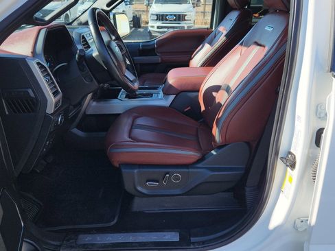 Used 2020 Ford F150 Platinum w/ Equipment Group 701A Luxury image 26