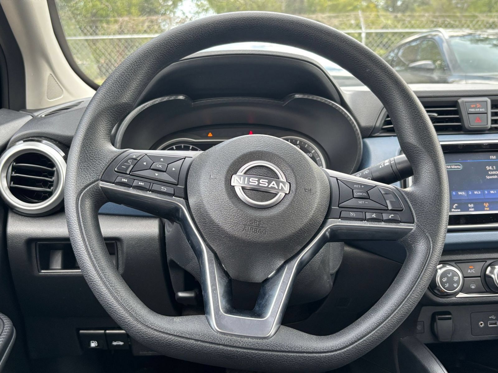 Used 2025 Nissan Versa SV FWD image 25