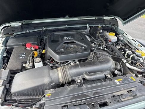 Used 2024 Jeep Wrangler Rubicon image 31