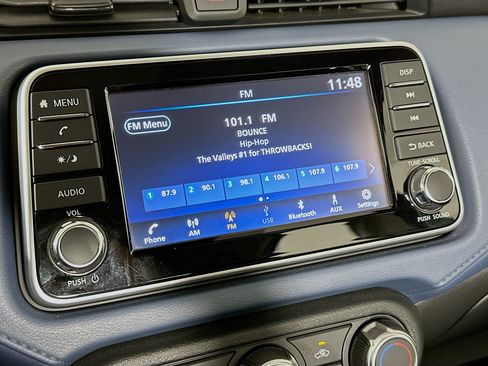Used 2025 Nissan Versa SV FWD image 19