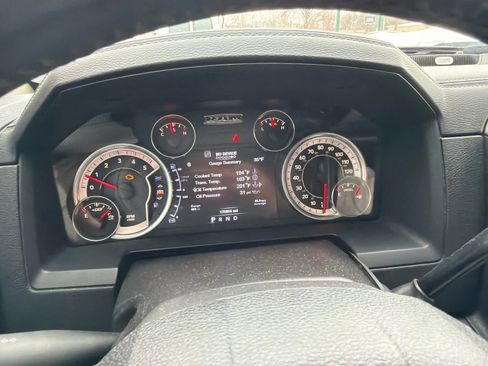 Used 2013 RAM 3500 Laramie image 9