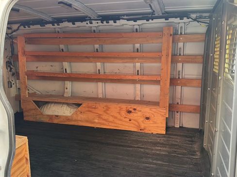 Used 2017 GMC Savana 2500 image 14