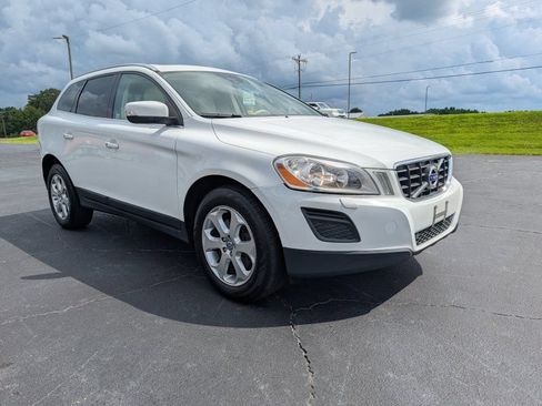 Used 2013 Volvo XC60 3.2 Premier AWD/4WD image 4