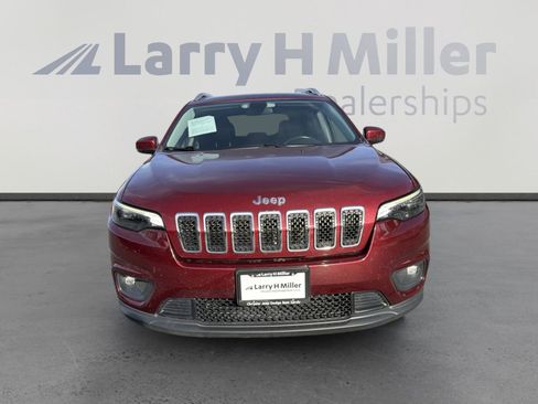 Certified 2020 Jeep Cherokee Latitude Plus w/ Cold Weather Group image 3
