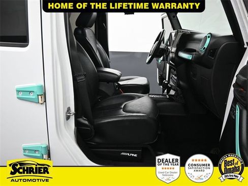 Used 2013 Jeep Wrangler Unlimited Rubicon image 37