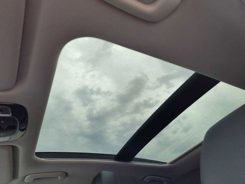 New 2025 Hyundai Sonata Limited image 16