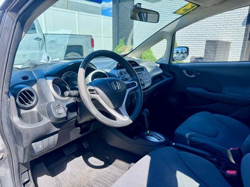 Used 2013 Honda Fit image 18
