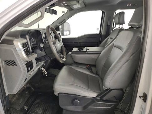 Used 2024 Ford F250 XL AWD/4WD image 15