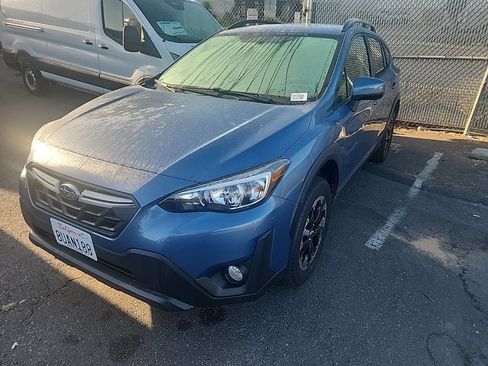 Used 2021 Subaru Crosstrek 2.0i Premium AWD/4WD image 3
