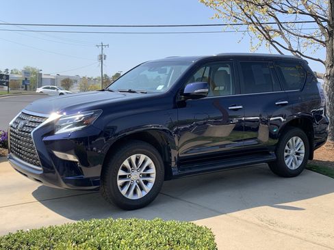 Used 2021 Lexus GX 460 Premium w/ Premium Package image 5
