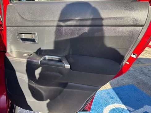 Used 2021 Mitsubishi Outlander Sport SE image 46