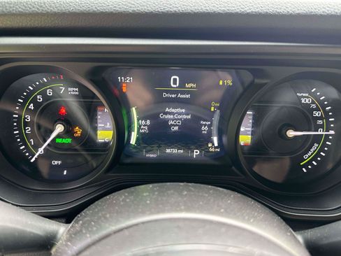 Used 2025 Jeep Wrangler Unlimited Sport S 4xe AWD/4WD image 23