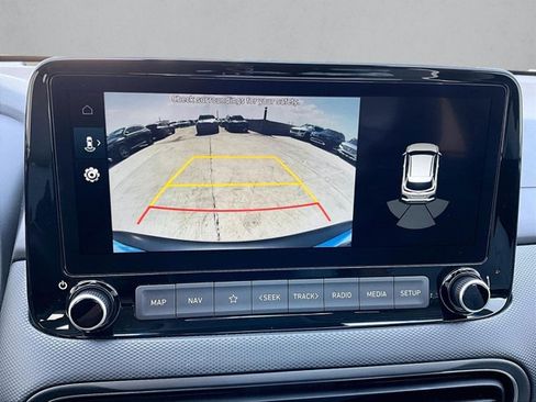 Used 2022 Hyundai Kona Limited FWD image 23