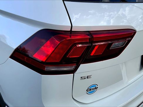 Used 2024 Volkswagen Tiguan SE R-Line image 26