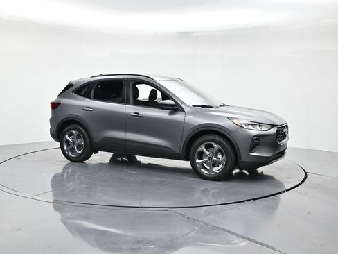 New 2026 Ford Escape ST-Line image 4