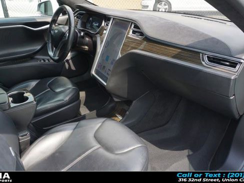Used 2016 Tesla Model S 70D image 21