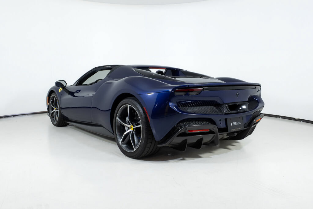 Used 2024 Ferrari 296 GTS RWD image 4