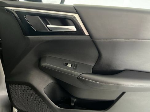 Used 2023 Mitsubishi Outlander SE FWD image 56