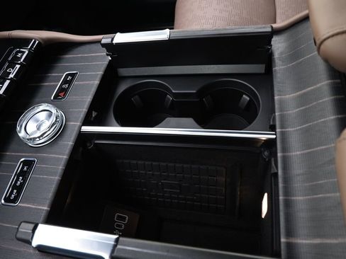 New 2026 Lincoln Navigator L Black Label AWD/4WD image 29