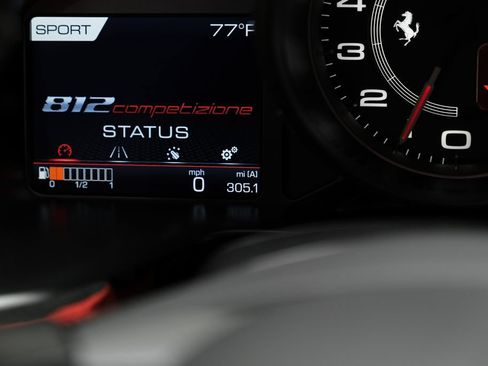 Used 2023 Ferrari 812 Competizione RWD image 20