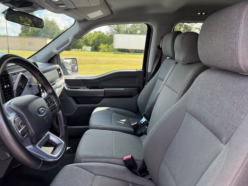 Used 2025 Ford F150 XLT w/ Equipment Group 301A Standard AWD/4WD image 9