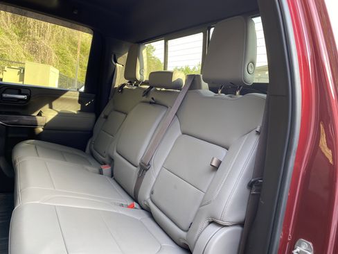 Used 2020 Chevrolet Silverado 2500 LTZ w/ LTZ Convenience Package image 39