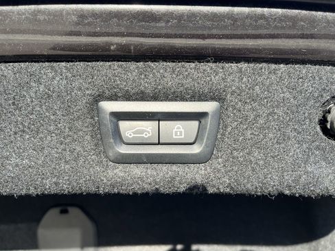 Used 2019 BMW 540i w/ M Sport Package image 35