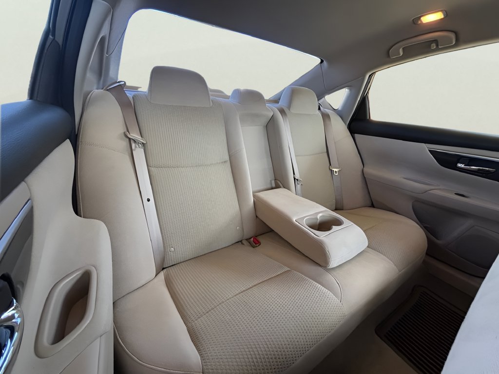 Used 2014 Nissan Altima 2.5 SV FWD image 11