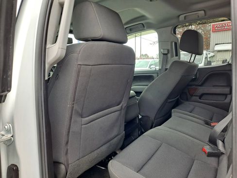 Used 2016 GMC Sierra 2500 SLE w/ SLE Preferred Package image 9