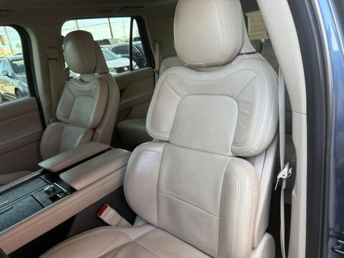 Used 2020 Lincoln Navigator Reserve w/ Luxury Package AWD/4WD image 44