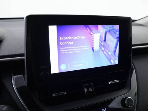 Certified 2023 Toyota Corolla Cross XLE image 7