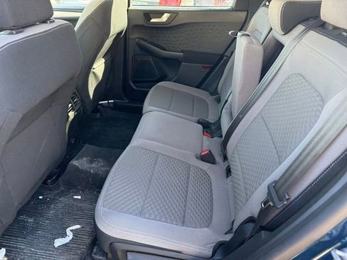 Used 2020 Ford Escape SE image 10