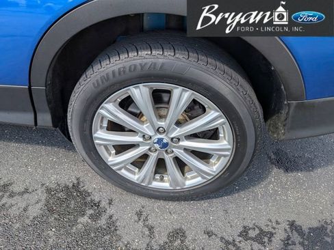 Used 2017 Ford Escape Titanium image 11