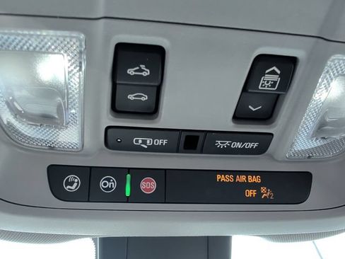Used 2024 Chevrolet Equinox LT FWD image 29