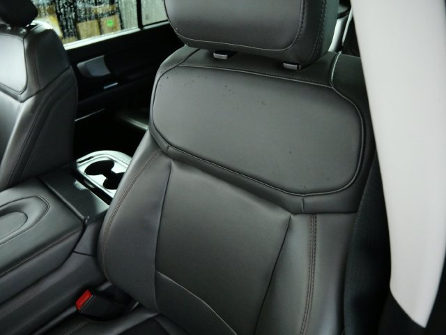 Certified 2025 Ford Expedition Active AWD/4WD image 19