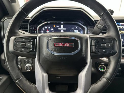 Used 2025 GMC Sierra 1500 SLT AWD/4WD image 22
