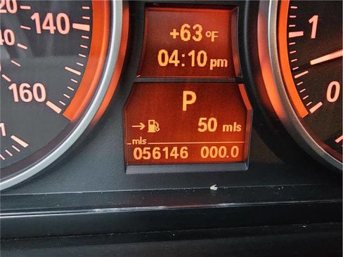 Used 2013 BMW 328i Convertible image 17