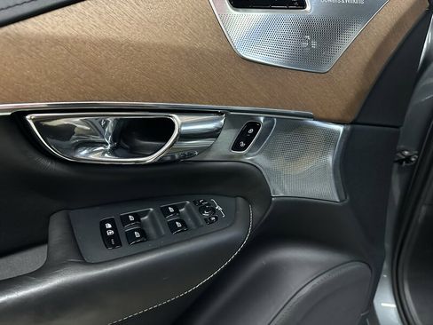 Used 2016 Volvo XC90 T8 Inscription w/ Vision Package image 26