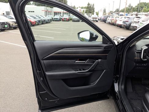 Used 2025 MAZDA CX-50 AWD 2.5 Hybrid w/ Premium Pkg image 17