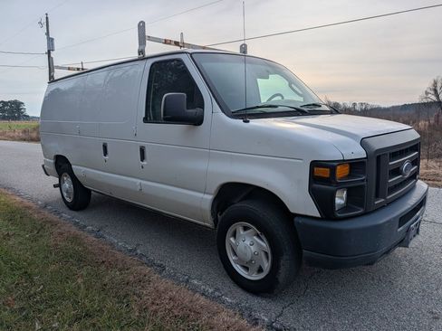 Used 2008 Ford E-150 and Econoline 150 image 8