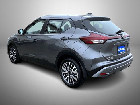 Certified 2024 Nissan Kicks SV image 5