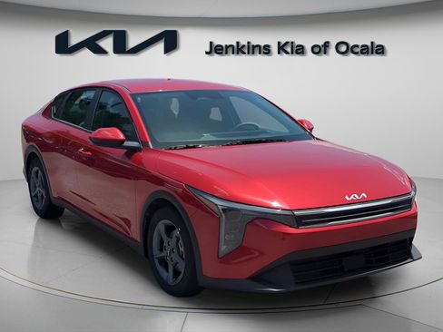 New 2025 Kia K4 LXS image 7