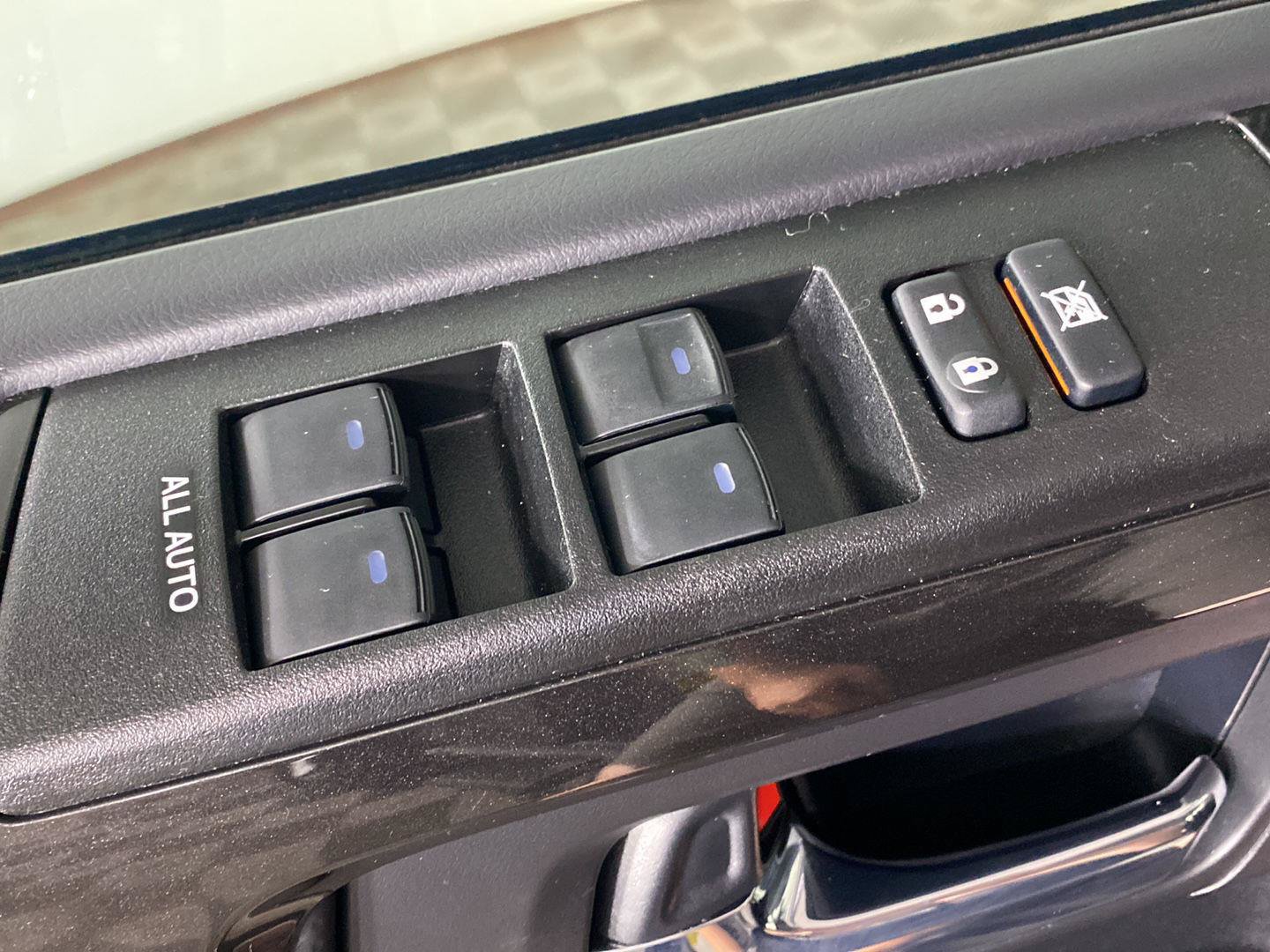 Used 2024 Toyota 4Runner TRD Off-Road Premium w/ Moonroof Package AWD/4WD image 23