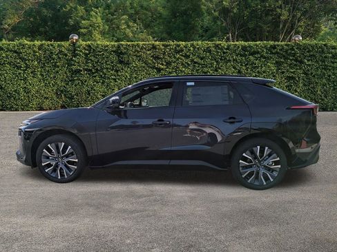 New 2026 Subaru Solterra image 7